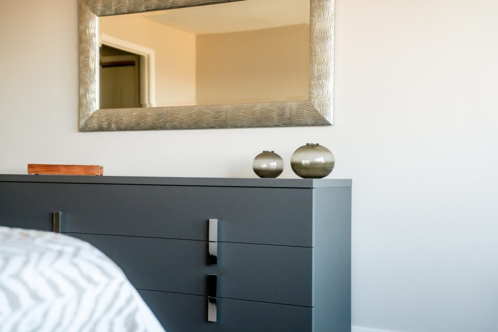 In the most sophisticated homes, the bedroom is a quiet retreat — serene, curated, and effortlessly composed. Simplicity, when executed well, is the ultimate luxury.

Open Monday - Saturday | 10 AM to 5 PM

#bedroomideas #Bedroomfurniture #bedroomdecor #quietmoose